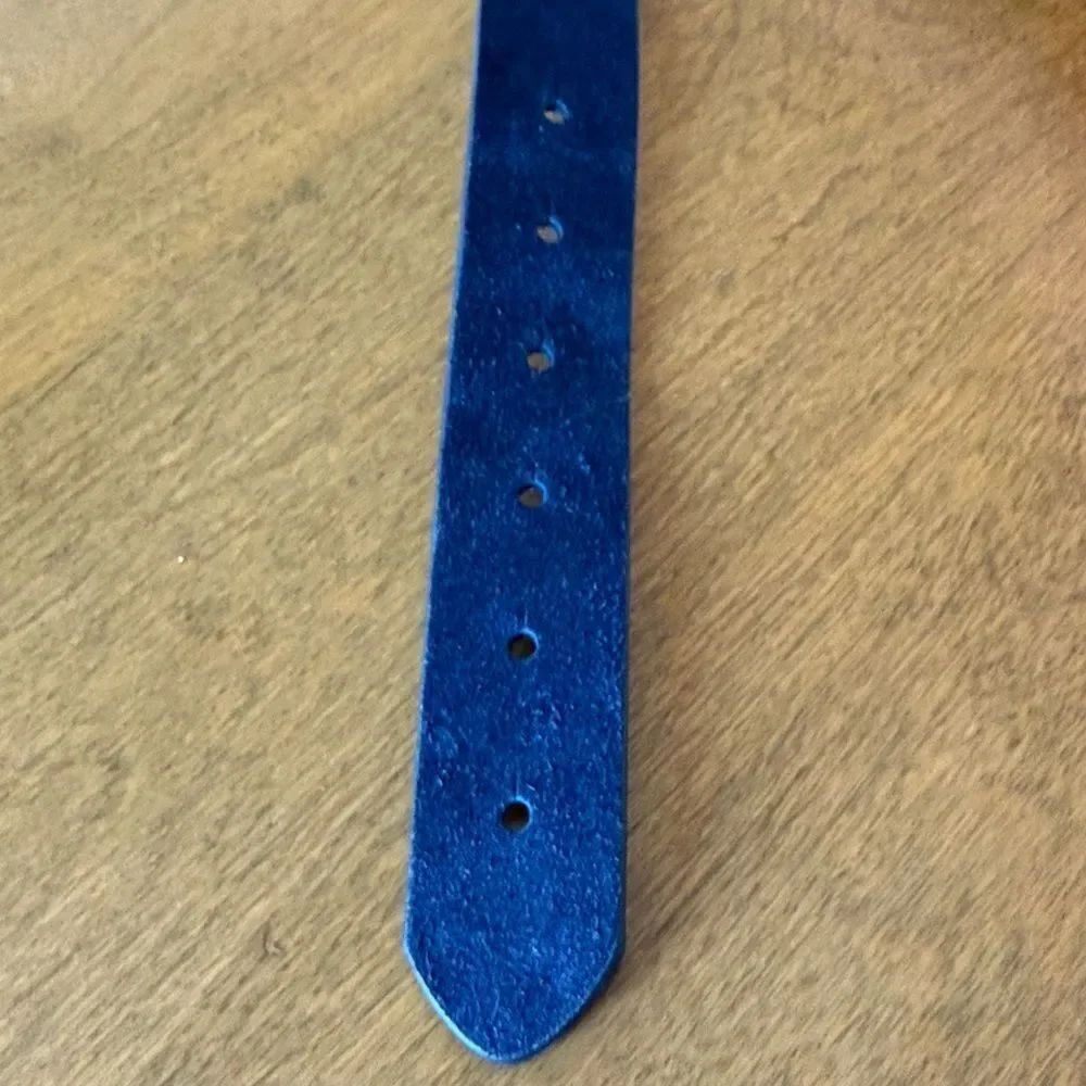 WHBM suede belt - Picture 3 of 5